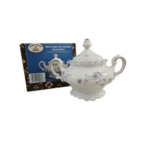 Vintage NOS Johann Haviland Bavaria Germany Blue Garland Lidded Sugar Bowl